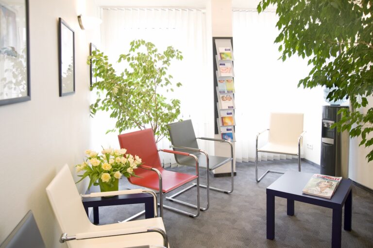 Wartezimmer - Zahnarzt Regensburg Innenstadt